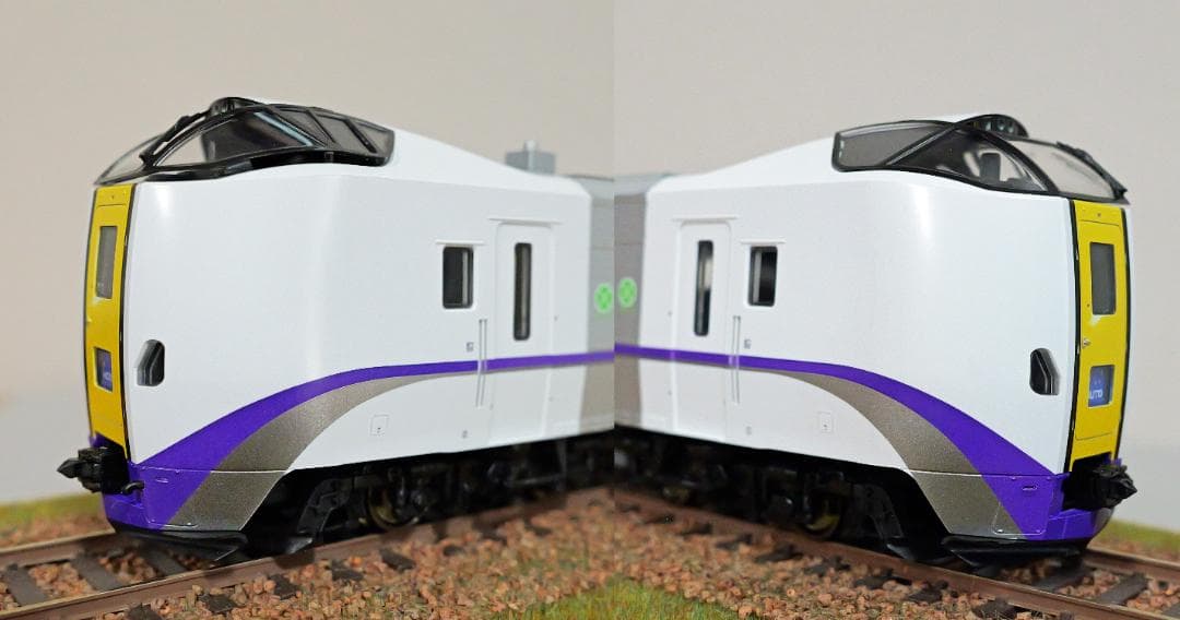 HOゲージ TOMIX キハ261新塗装4両 *訳あり品・車番インレタ無