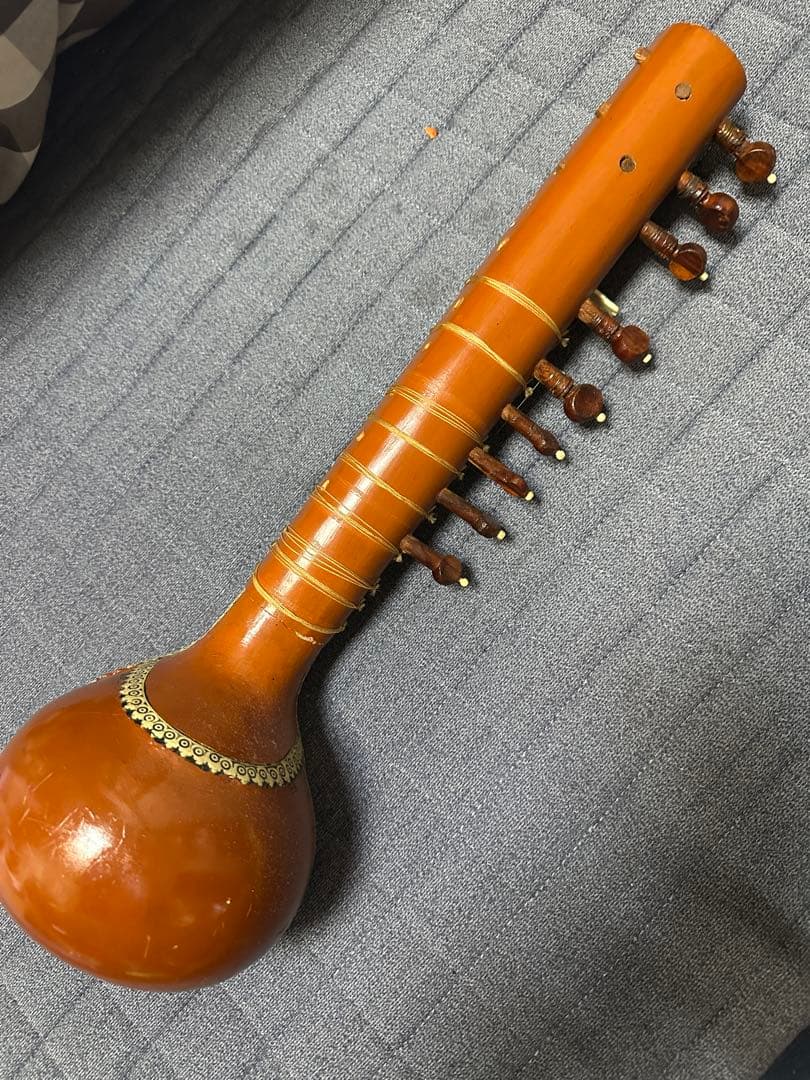 シタール　ミニシタール　民族楽器　ギター　ベース　ドラム　sitar インド楽器