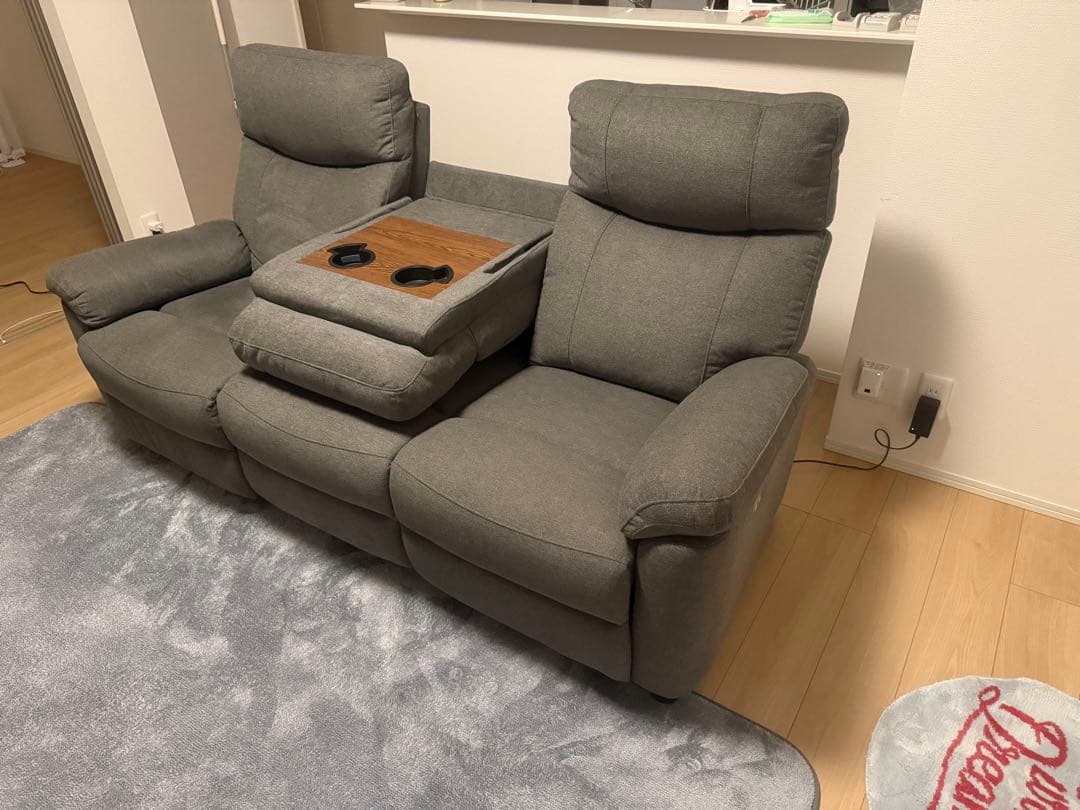 3人掛け電動リクライニングソファ テーブル付き 布張りタイプ グラッゼ2 GY