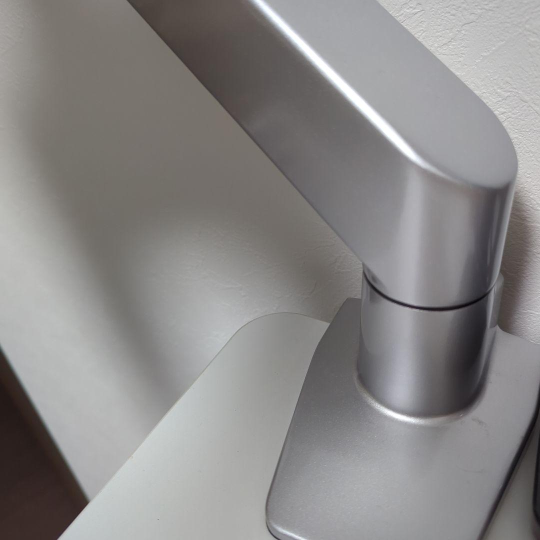 ノートパソコンアーム（水平垂直3関節ガス式　0.5～5kg 100-NPC004