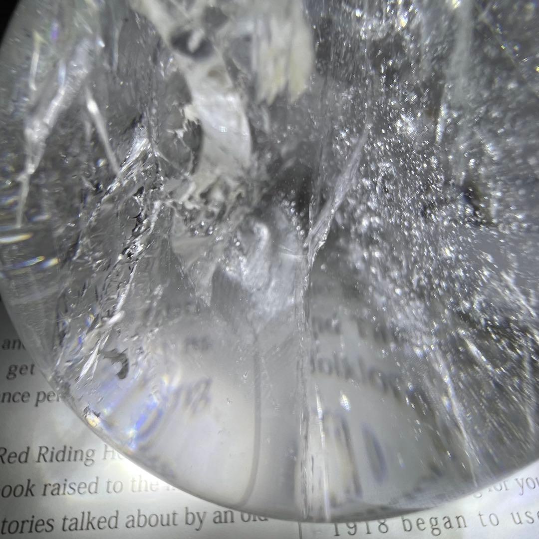 ✳️☆逸品☆透明度とギラギラ煌めくクラックと虹‼️✨レインボー 水晶 丸玉 天然石