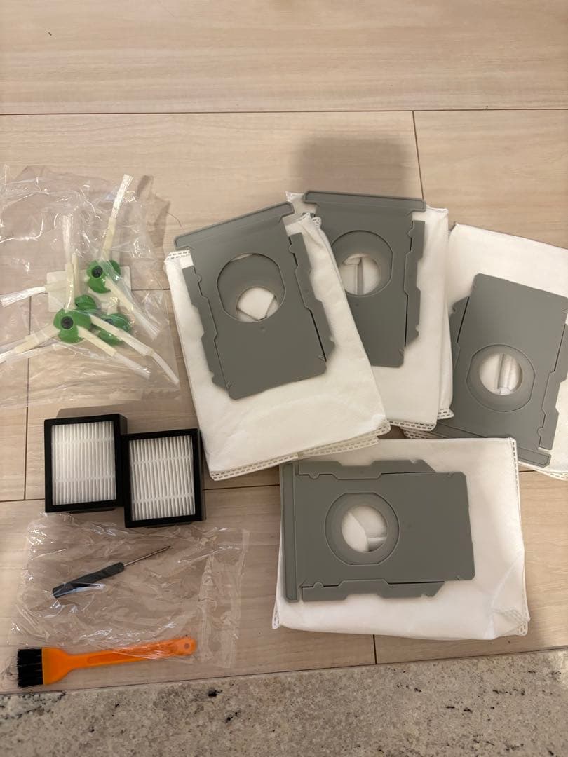 【最終値下げ】iRobot Roomba j7+ 本体