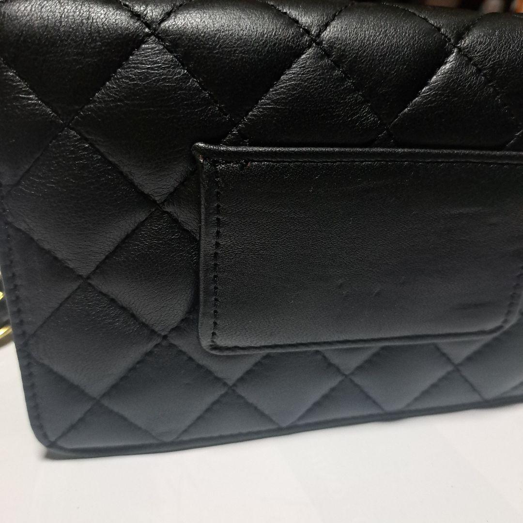 CHANEL ブラックレザーミニ ショルダー（ウエスト）バッグ（ポーチ）