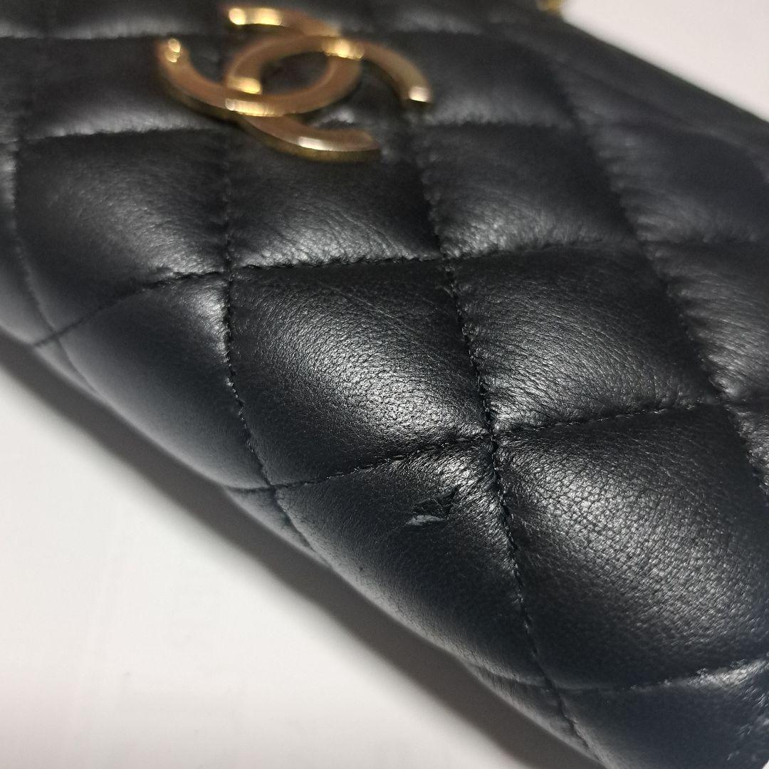 CHANEL ブラックレザーミニ ショルダー（ウエスト）バッグ（ポーチ）
