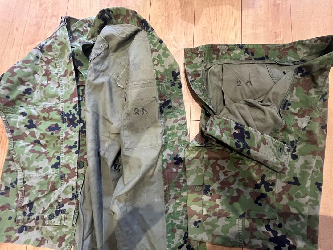 自衛隊 PX品 戦闘服2A 迷彩TシャツLL 迷彩長袖L 戦闘帽 警察予備隊食器