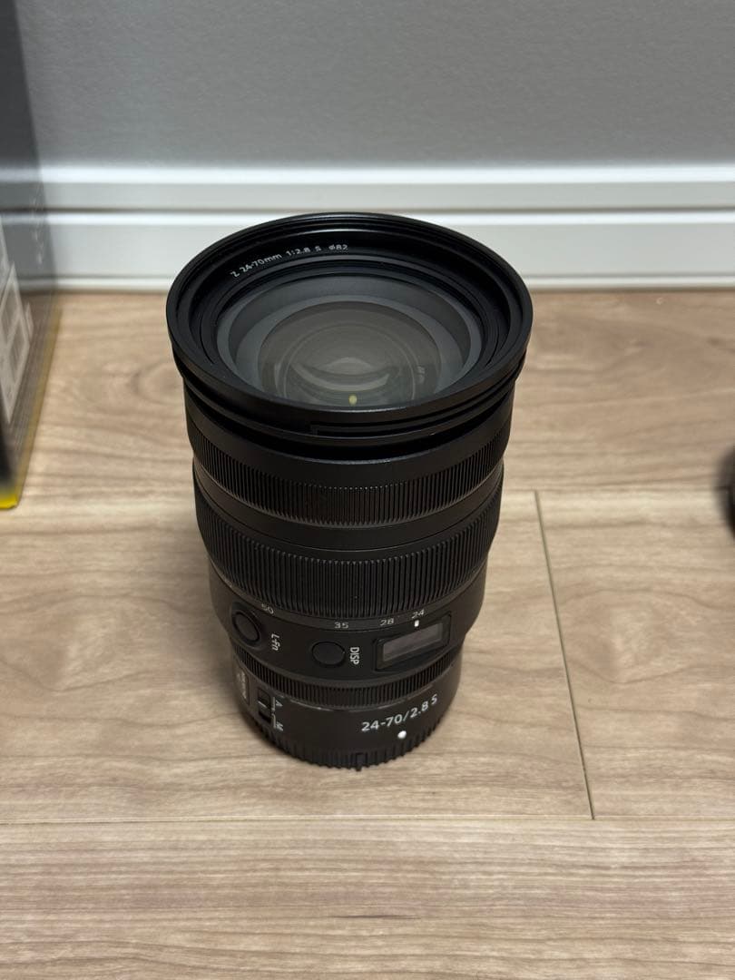 Nikkor z 24-70 f2.8s 保証期間10ヶ月残