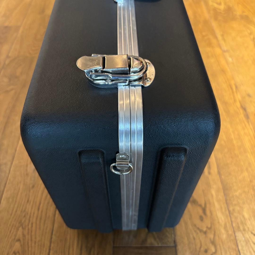 SKB 330 B♭トランペットケース