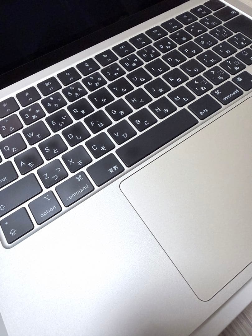 MacBook Air M2 本体 スターライト 16GB SSD 512GB