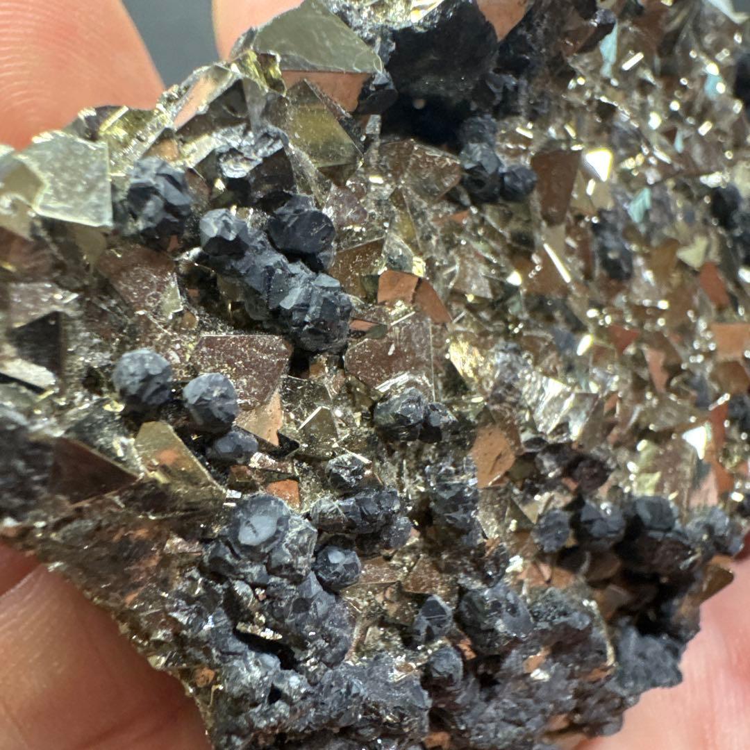 【極上品】パイライト 原石 天然石 黄鉄鉱 コレクション