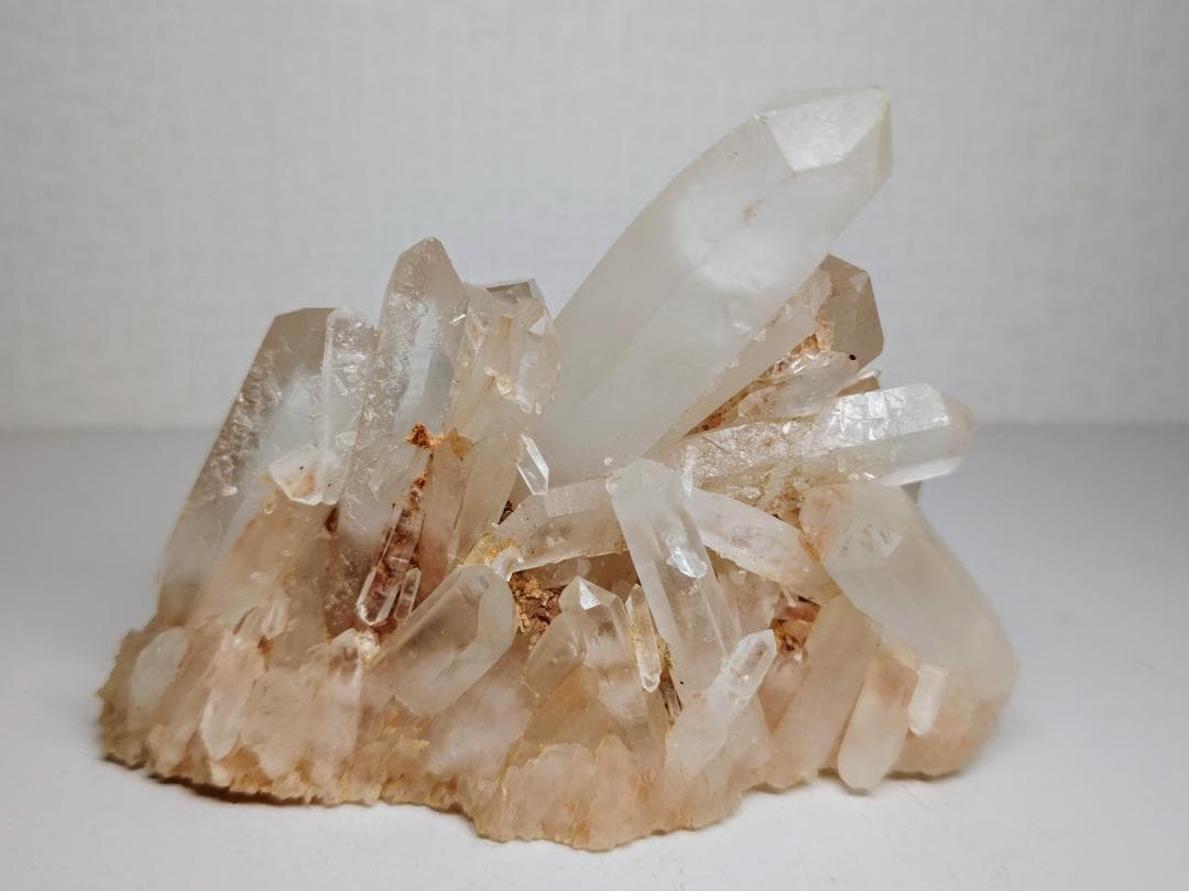 C-13 水晶 976g クォーツ 原石 鑑賞石 自然石 誕生石 鉱石 鉱物