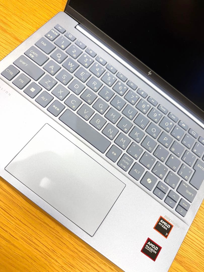 【美品】HP Pavilion Aero 13-bg0012AU スカイブルー