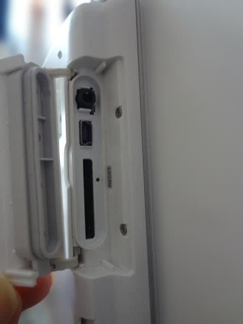 パナソニック防水ポータブルデジタルテレビ 【SV-ME970】 USED