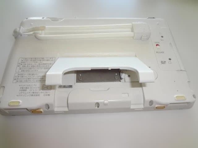 パナソニック防水ポータブルデジタルテレビ 【SV-ME970】 USED