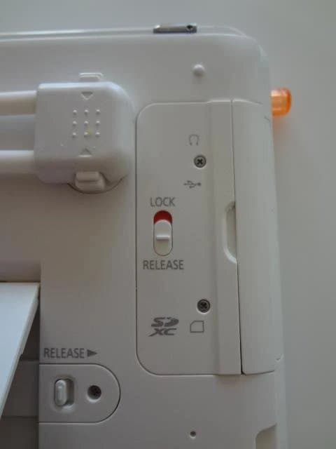 パナソニック防水ポータブルデジタルテレビ 【SV-ME970】 USED