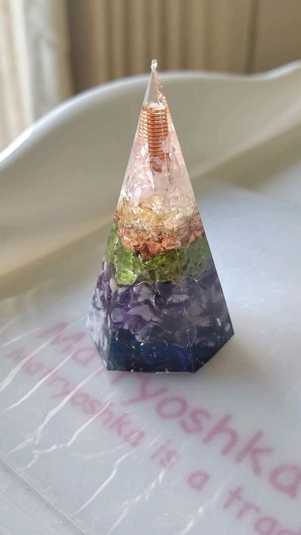 感謝セール、六角錘オルゴナイト、アメジストメイン、恋愛などに奥手になりがちな方に