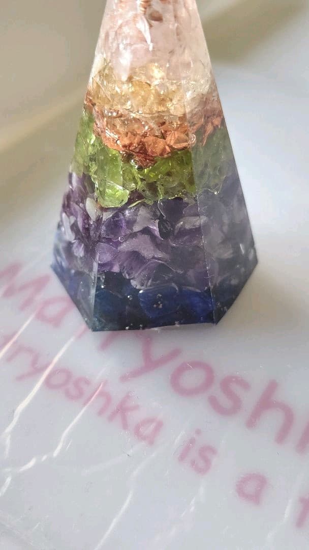 感謝セール、六角錘オルゴナイト、アメジストメイン、恋愛などに奥手になりがちな方に