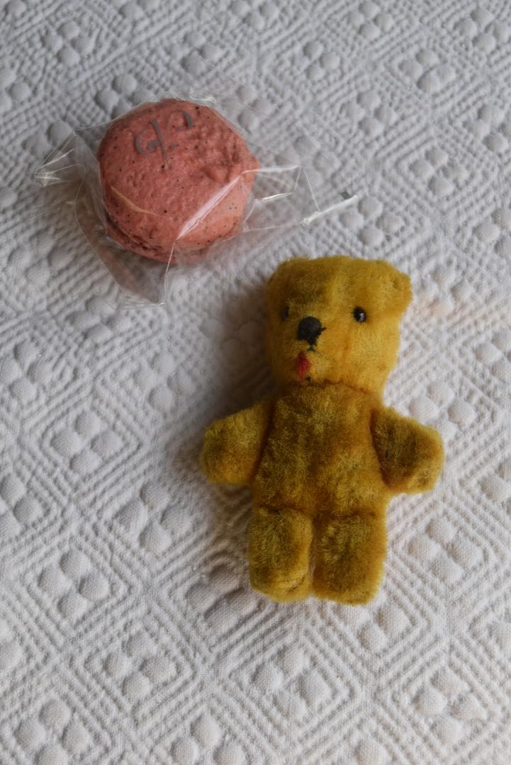 akiさま専用　small teddy bear 　小さなテディベア