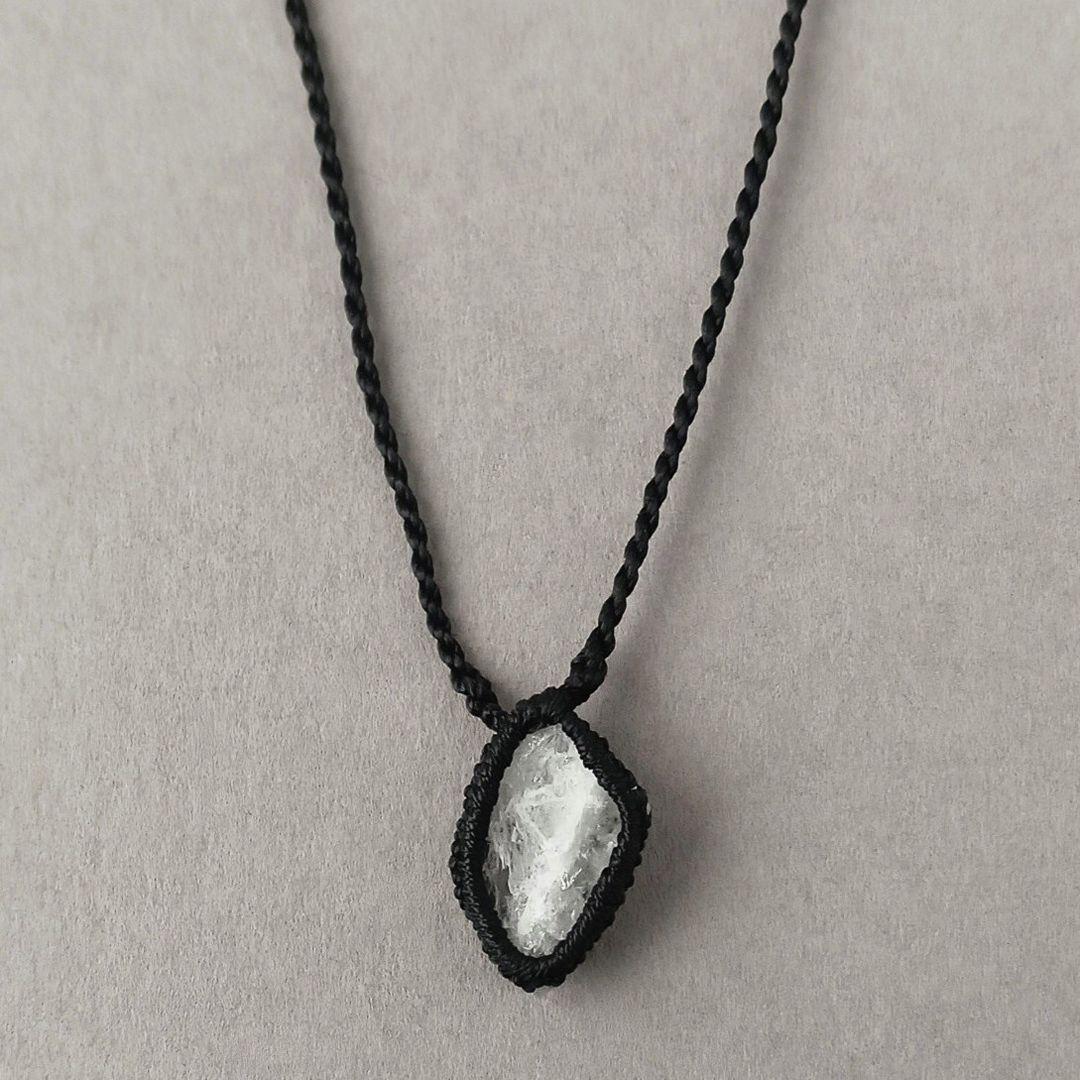 ネックレス｜高波動であなたの心にパワーを届ける！｜希少石ダンビュライト使用