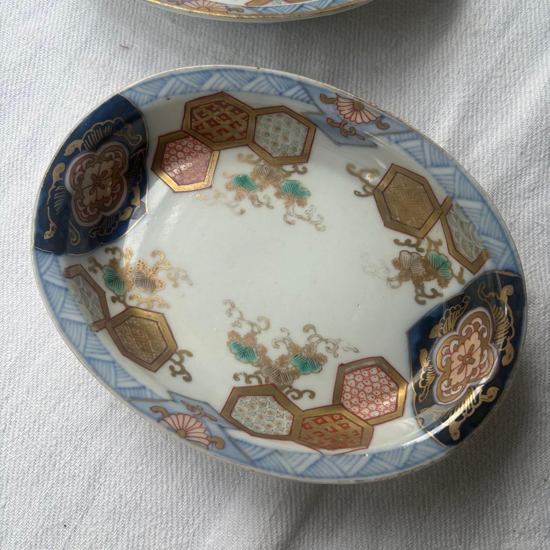 時代伊万里　洒落た亀甲幾何学デザインのオーバル楕円皿　2点（古伊万里骨董古道具器