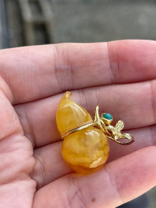 バルト海天然琥珀ペンダント値下げ