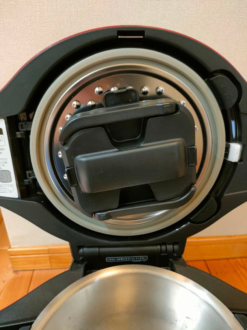 SHARP HEALSIO 電気圧力鍋 レッド KN-HW24C-R 2019年