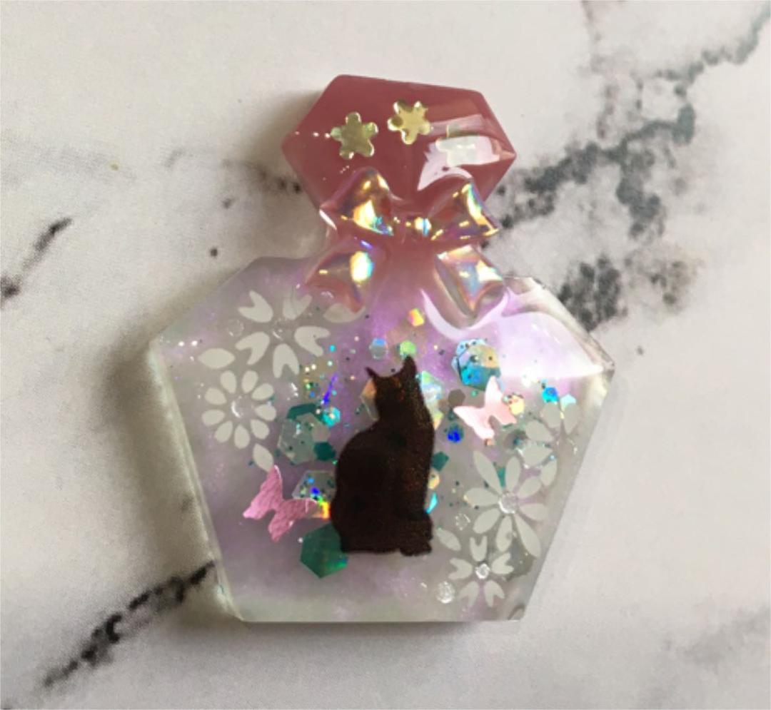 レジンヘアゴム♡香水瓶黒猫ちゃん・再販不可