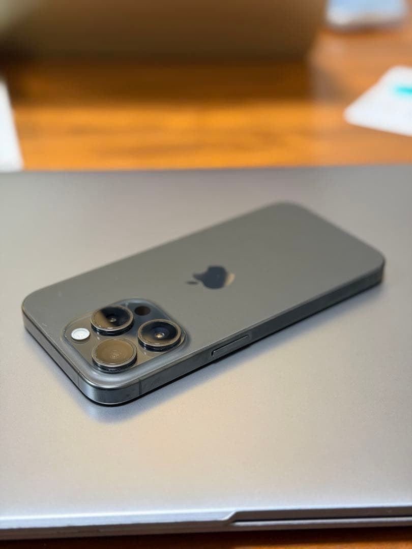 iPhone 15pro 1TB スペースブラック