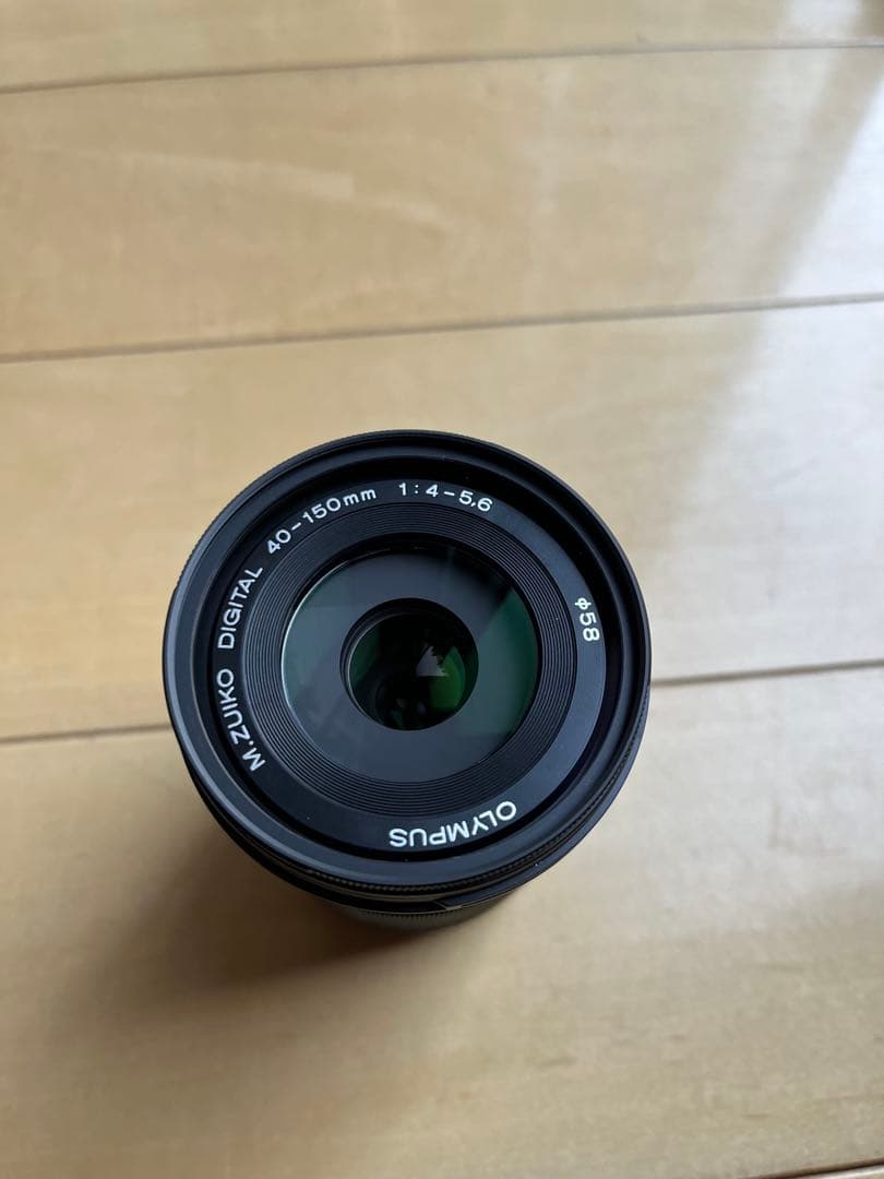 オリンパスOM-D E-M10 MarkⅢ ダブルズーム【シャッター回数747】