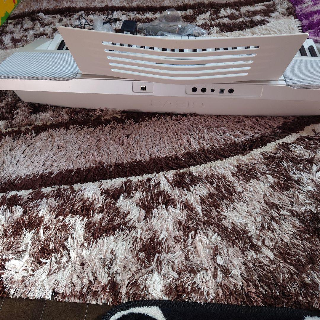 CASIO LK-205 ホワイト キーボード