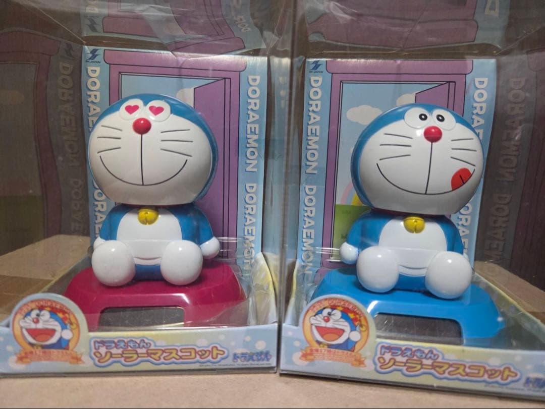 希少　ドラえもんソーラーマスコット