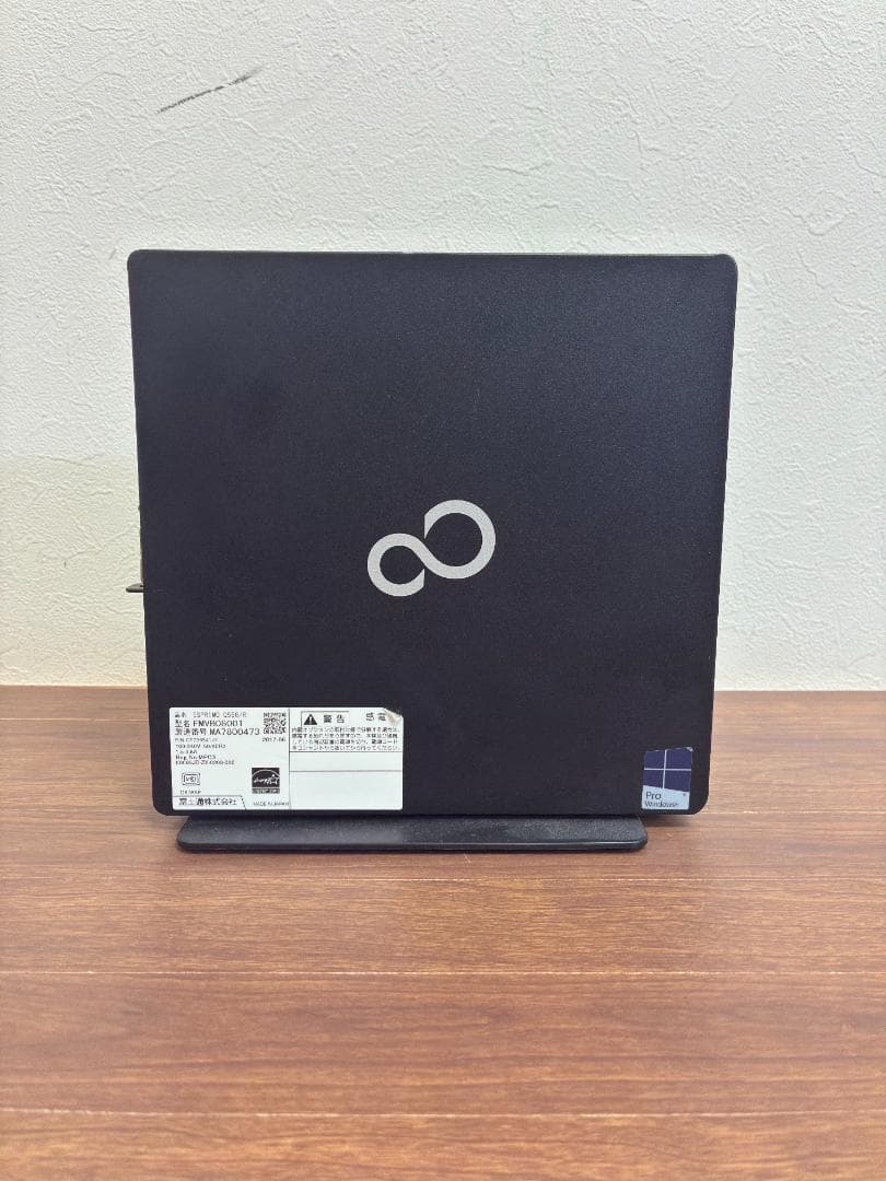 Fujitsu ESPRIMO q556ミニPC
