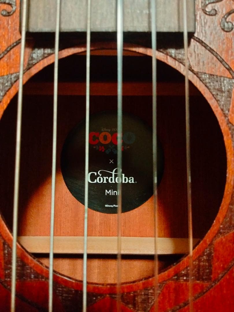 未使用 cordoba coco mini コルドバ ミニギター マホガニー