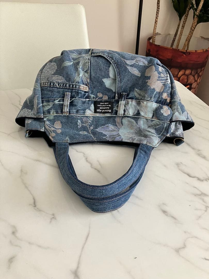 873 kurumi大きめ花柄デニムリメイクバック　ハンドメイド