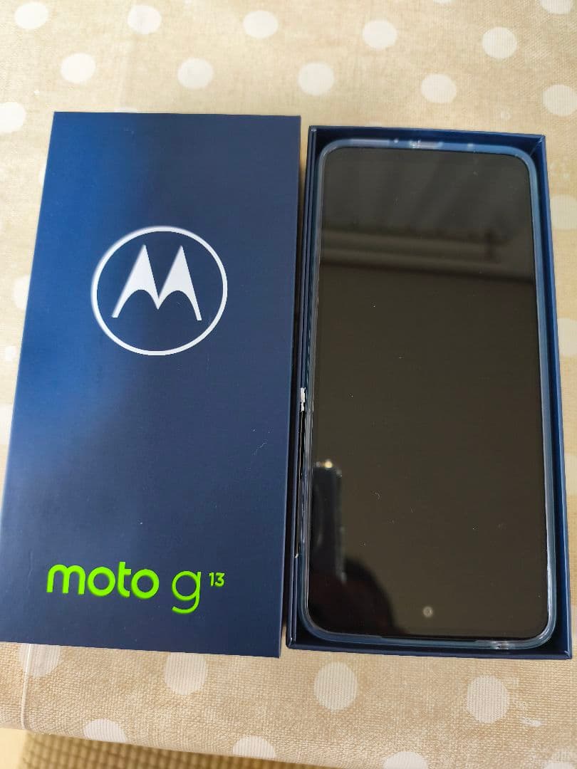 未使用　Motorola moto g13 本体
