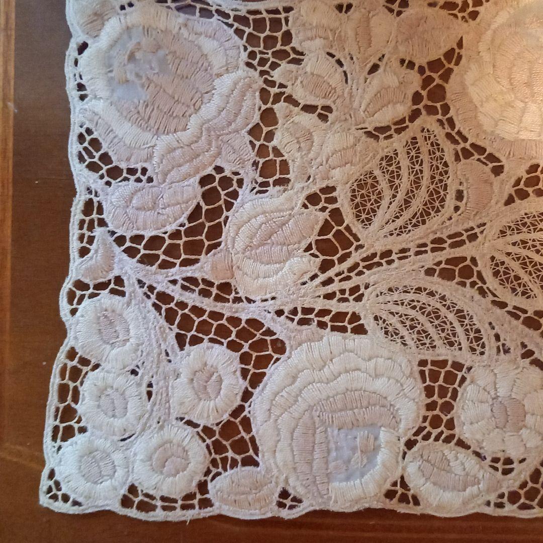 ハンガリーレーステーブルセンター