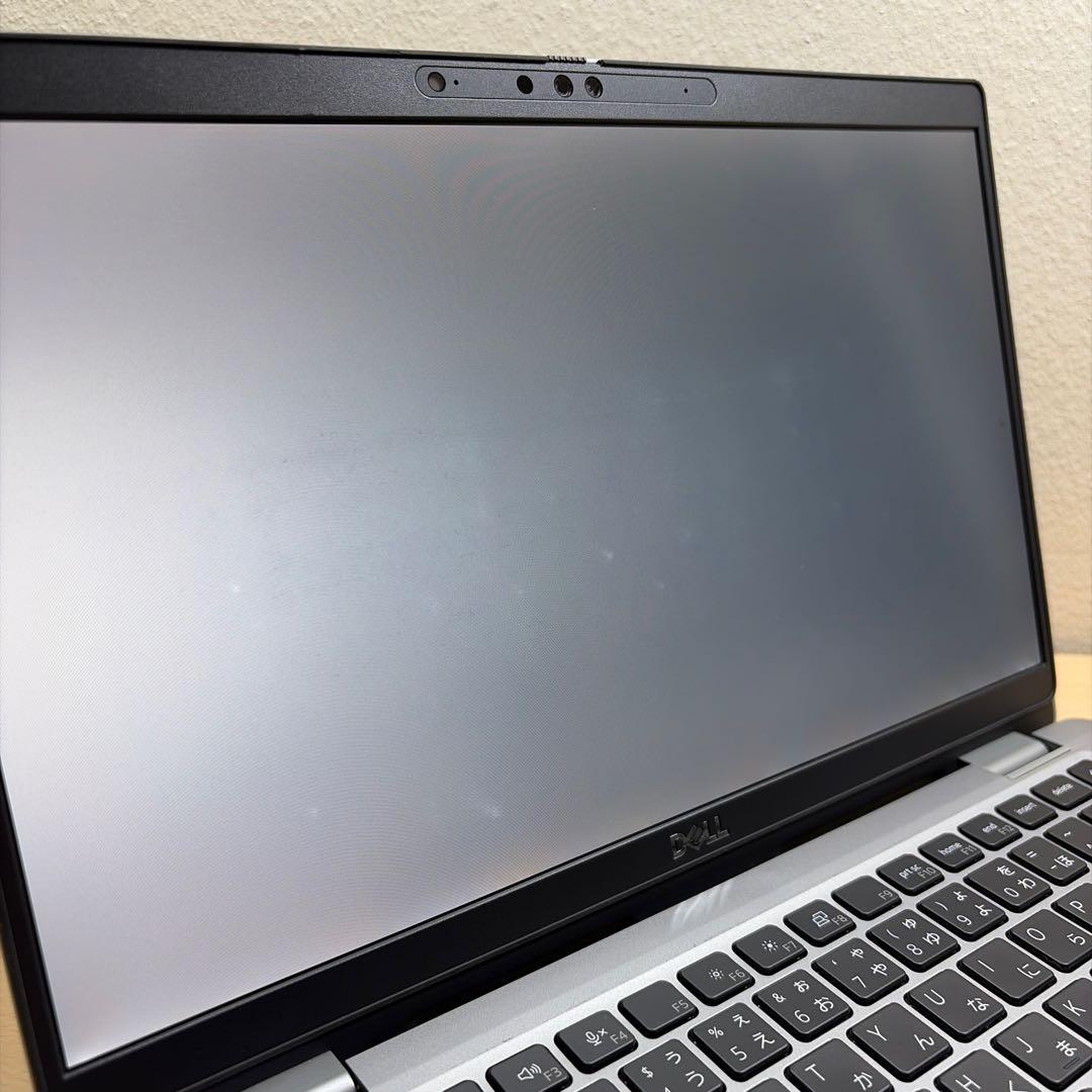 DELL Latitude 5330 12世代 i5 16GB SSD256GB