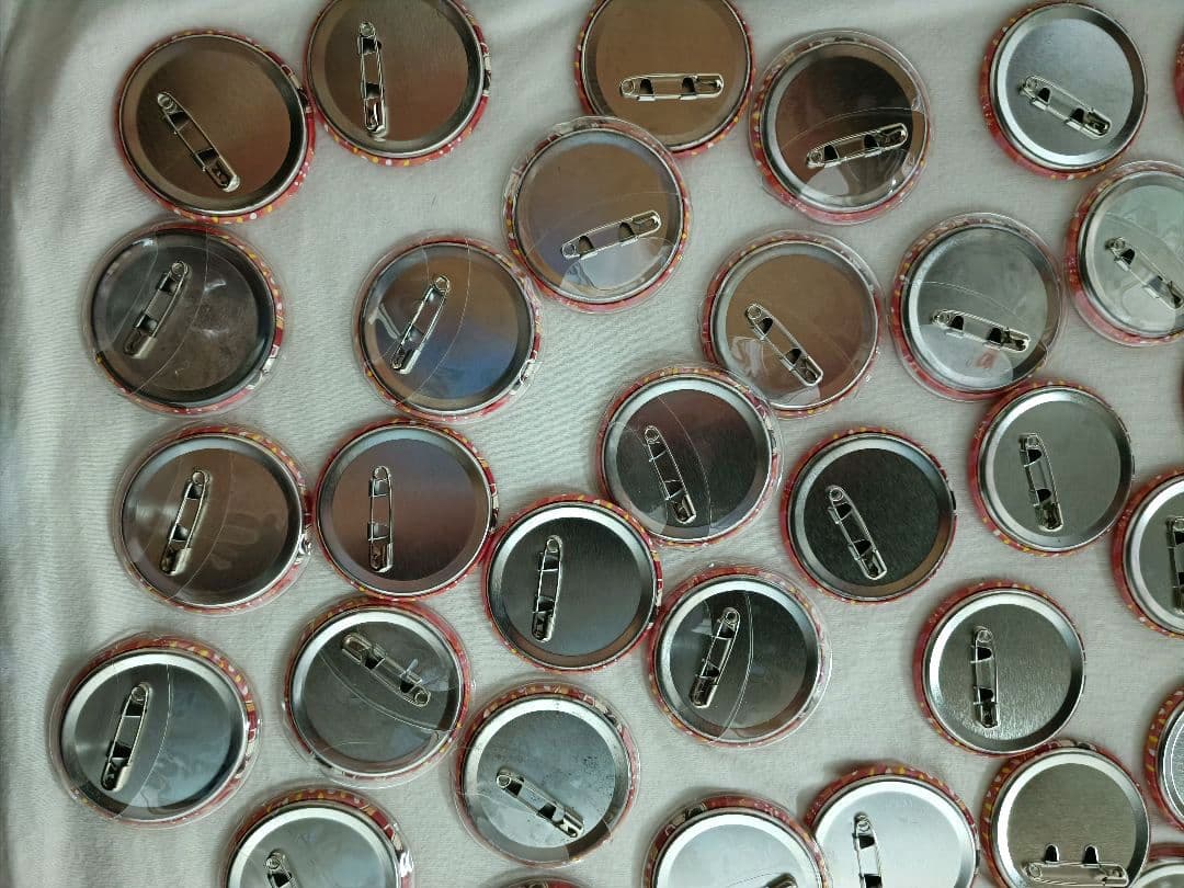 すとぷり　莉犬　缶バッチ　2020　summer デフォ