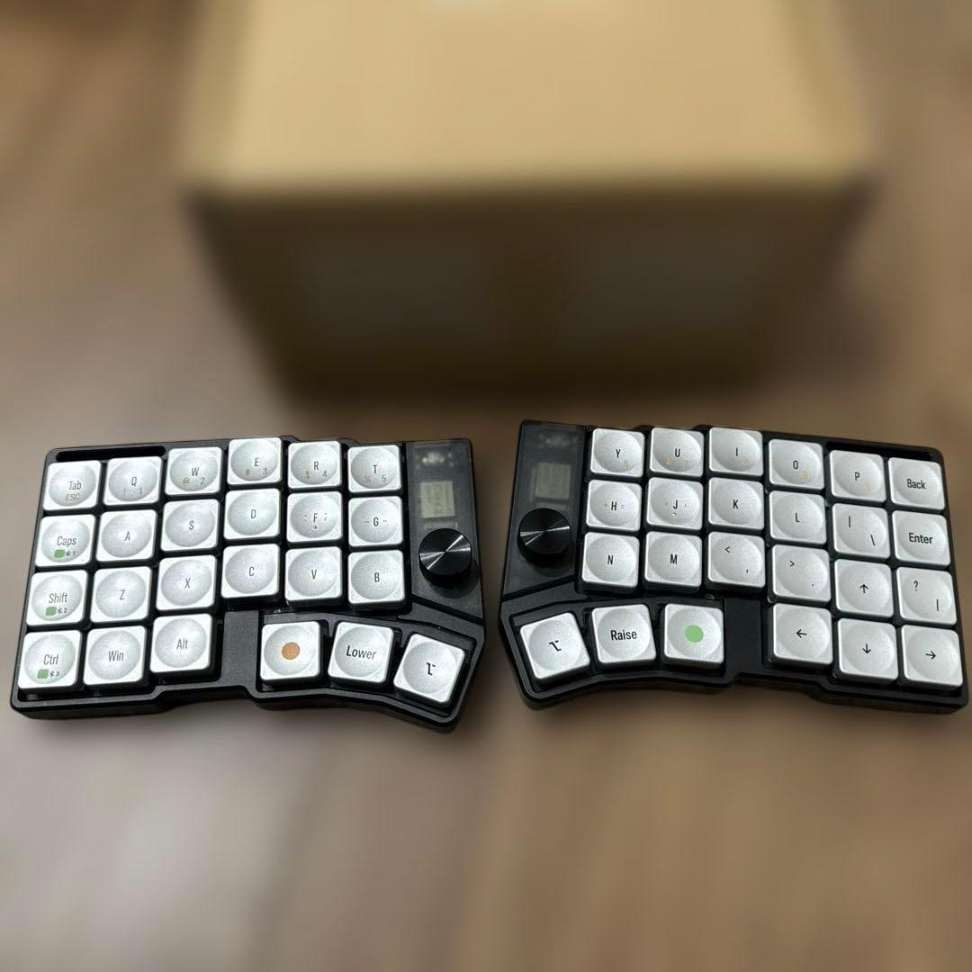 Cornix LP ブラック　キーキャップ交換済み