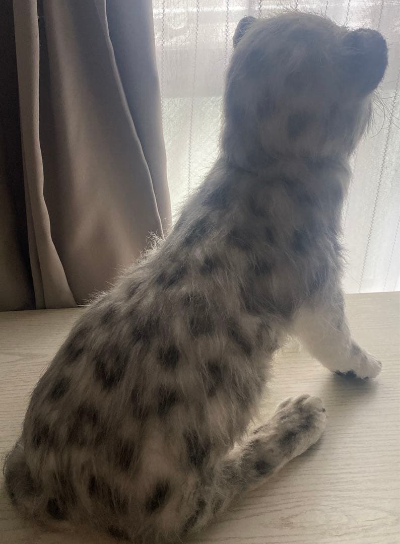 雪豹アートドール