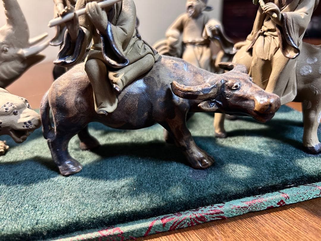 中国美術　工芸品 石湾人形　神獣八仙　(大)