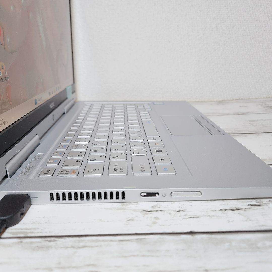 タッチパネルで操作OK♪NEC タブレットPC Core i5 SSD カメラ付