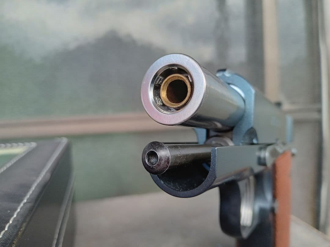 2*j様 東京マルイ　デトニクス45　ガスブローバック(ABS製)