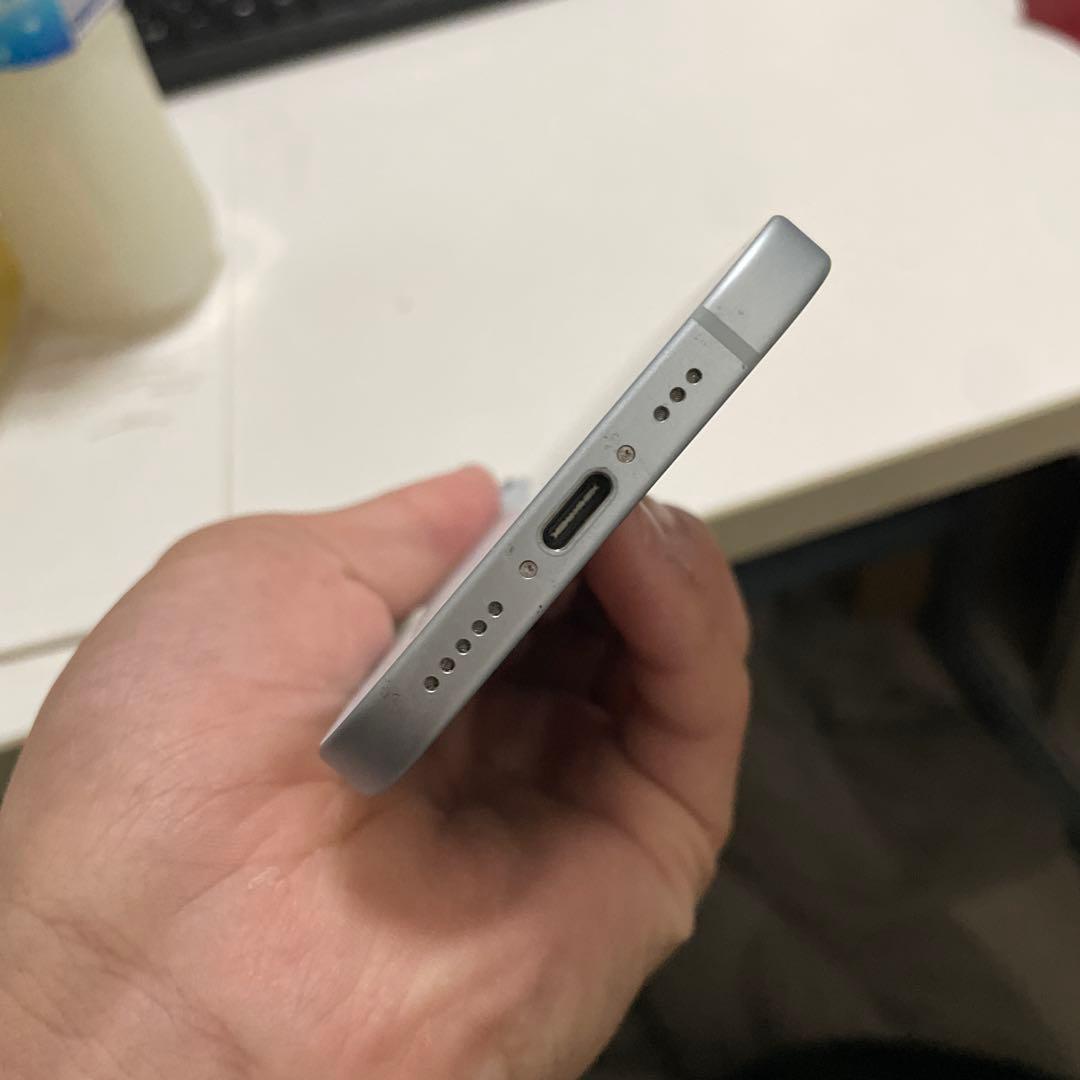 Apple iPhone 15本体