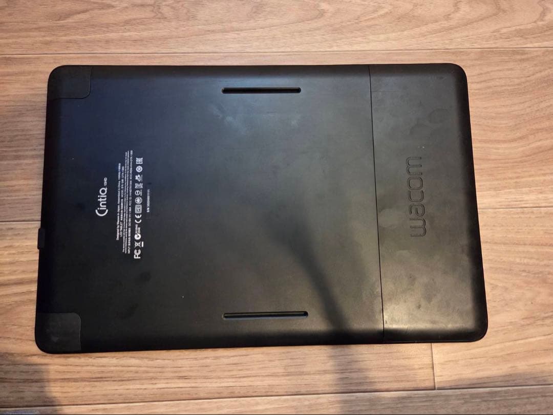 Wacom 液晶ペンタブレット Cintiq 13HD DTK-1300/K0