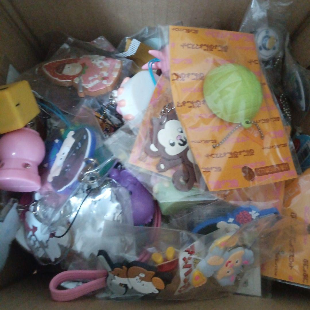 キャラクターキーホルダー ストラップ　まとめ売り　200点以上