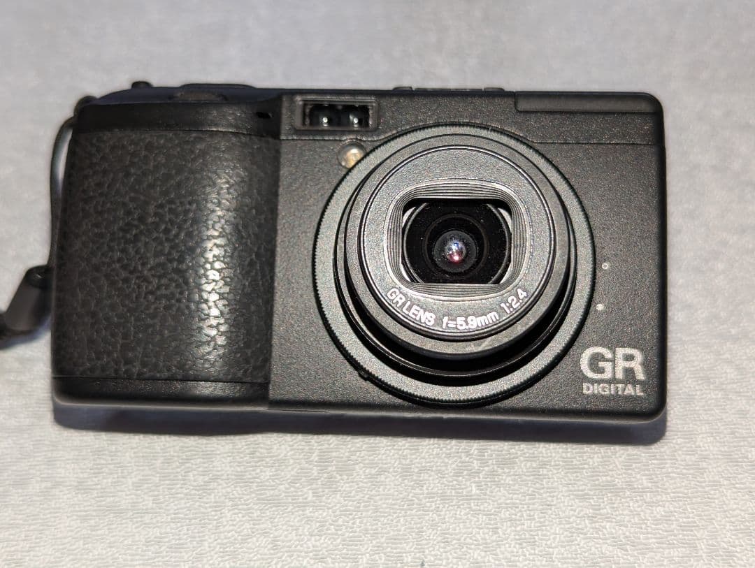 RICOH GR DIGITAL初代 コンパクトデジタルカメラ
