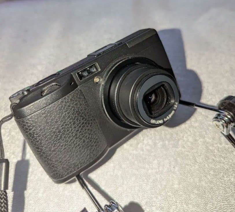 RICOH GR DIGITAL初代 コンパクトデジタルカメラ