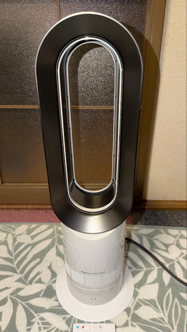 Dyson hot+cool タワー型扇風機