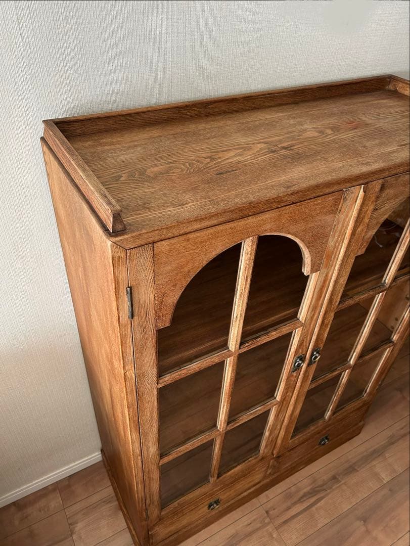 古家具・セン材　キャビネット ガラス扉付き収納棚　ガラスケース