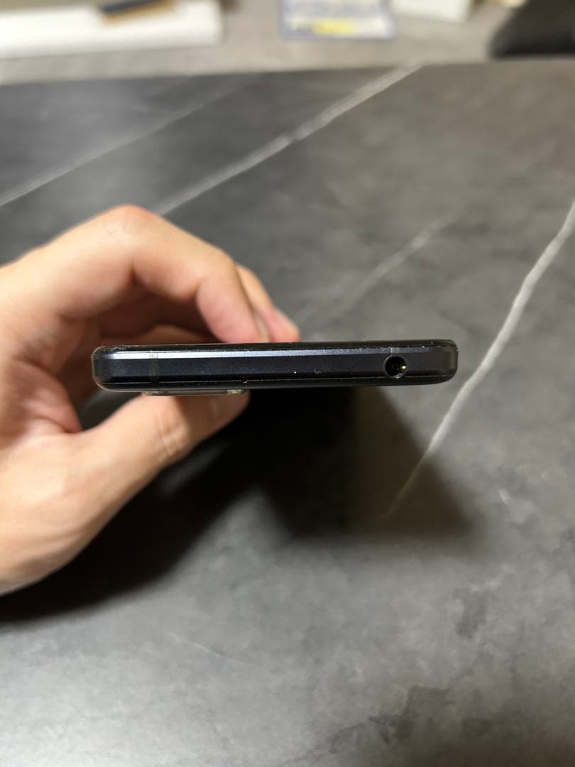 AQUOS sense5G SHG03 UQ ブラック